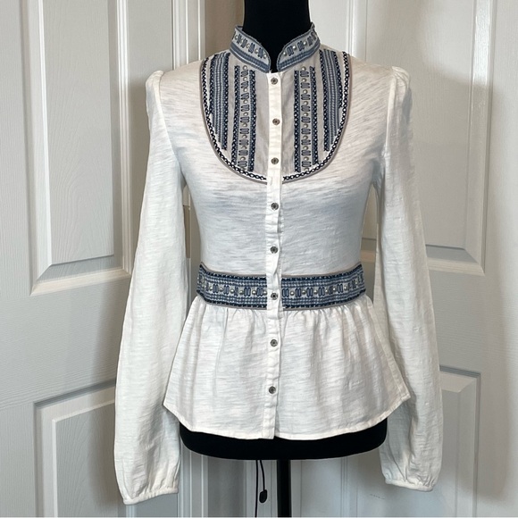 Sweet by Miss Me White & Blue Embroidered Mandarin Neck Long Sleeve Tunic Size M - Picture 2 of 7